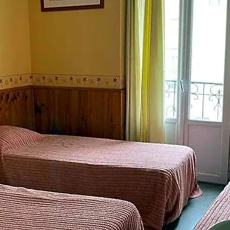 Restaurant N.d.auxiliatrice Hotel 2*